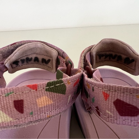 Teva Big Kids’ Hurricane XLT 2 Sandal, Galactic Pastel Purple, K1 (UK13) - Picture 4 of 12